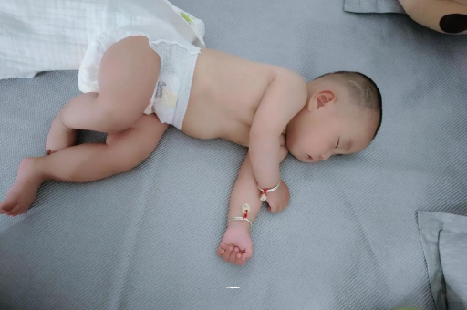 武汉供卵试管机构宝宝厌奶期要多久